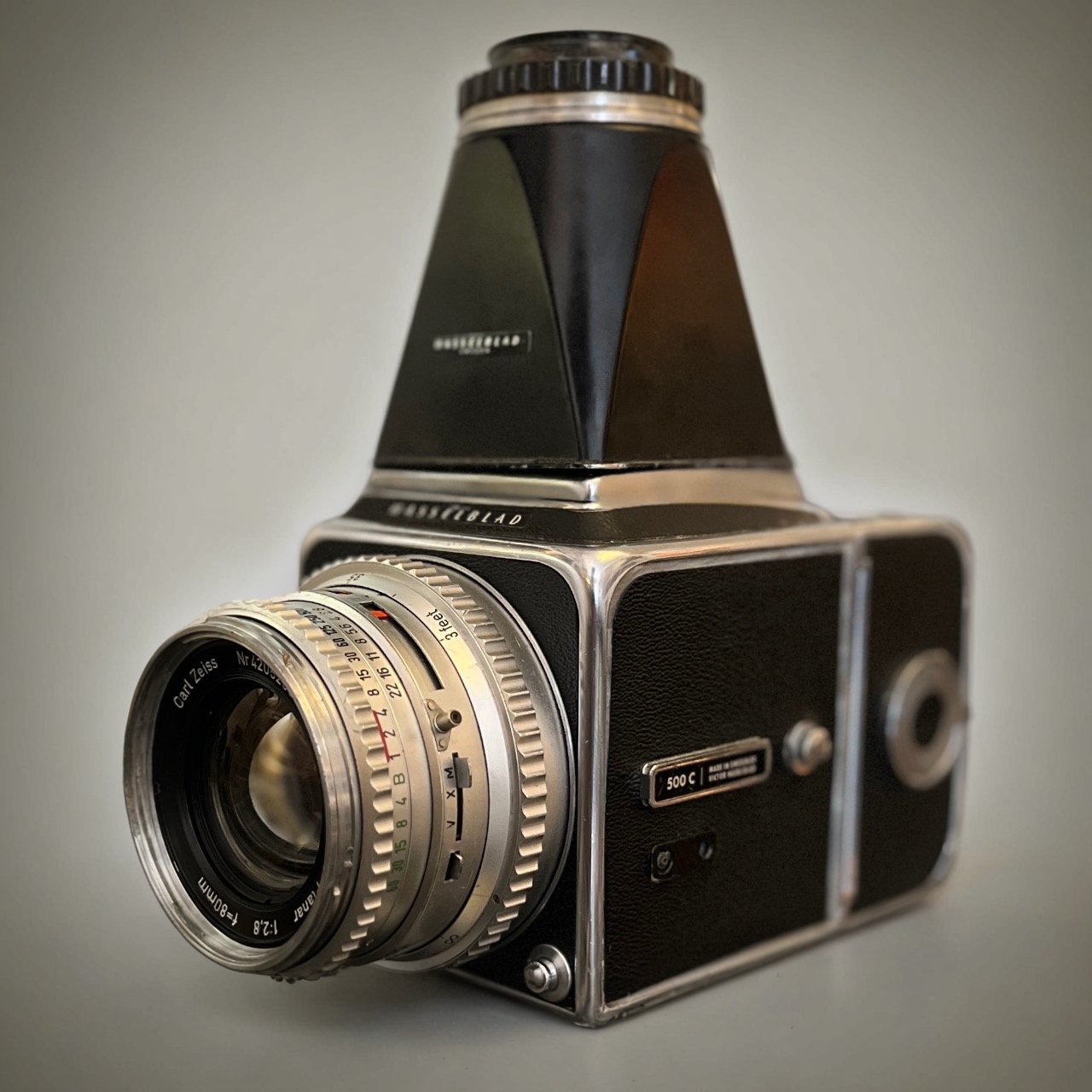 Vintage & SLR 35mm Cameras available to hire from DV Camera Hire London