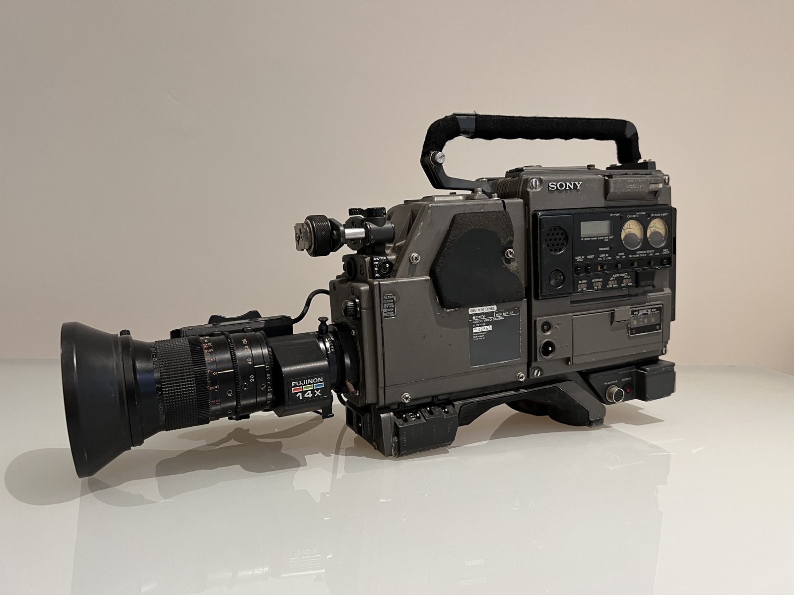 Hire Digital Betacam or Betacam SP working or non-working cameras