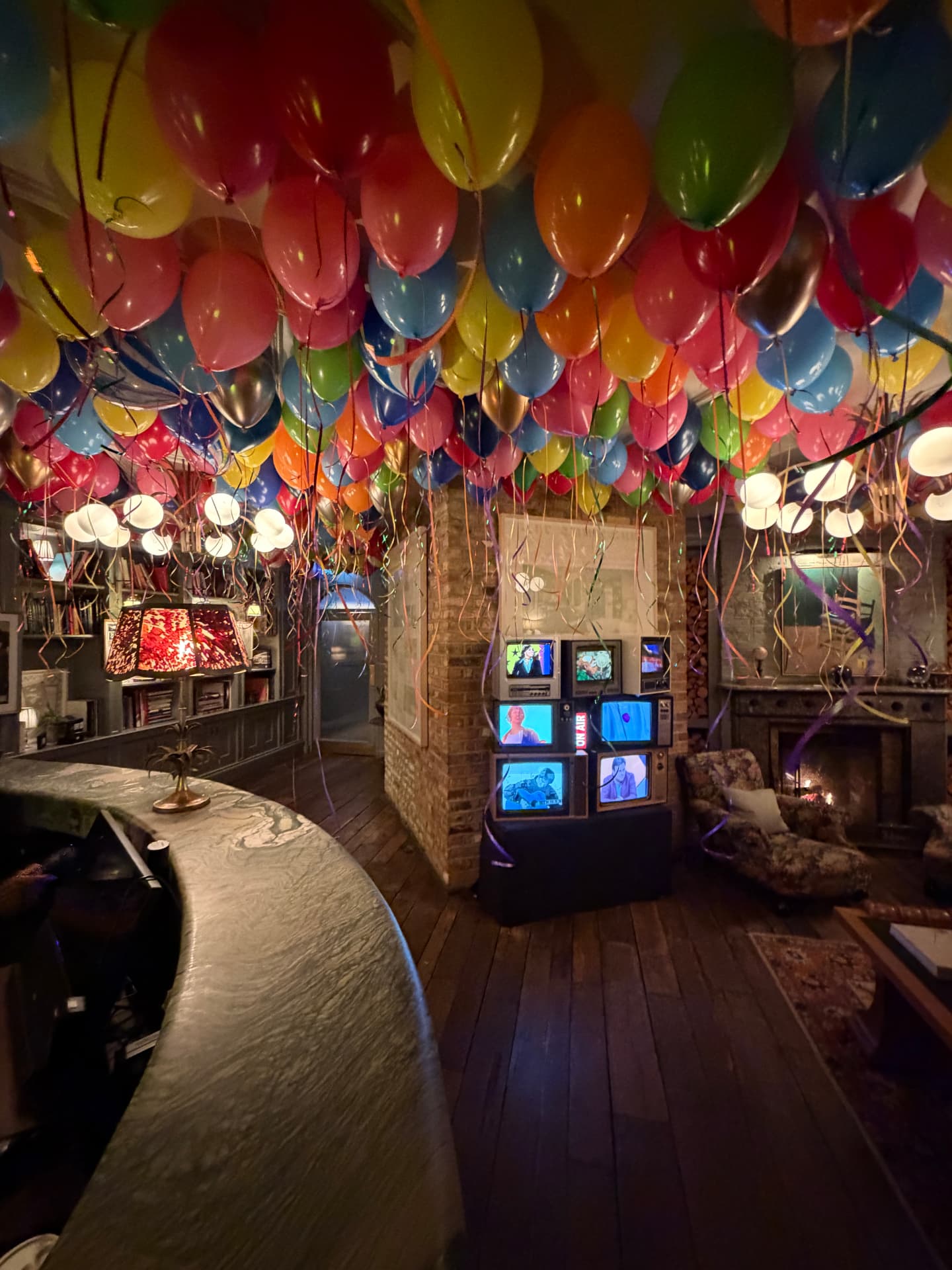 Balloon Bar TV Stack installation to Rent