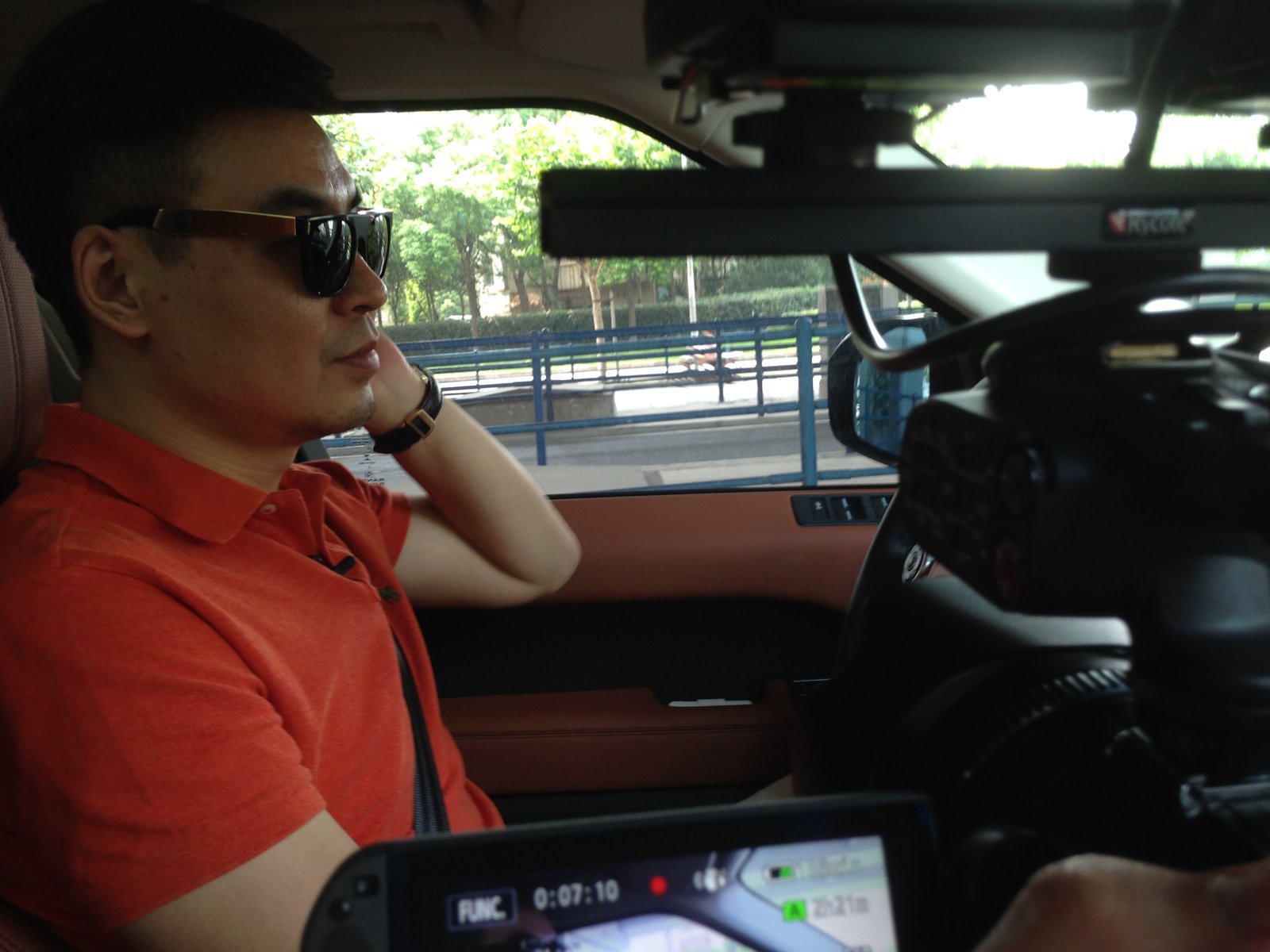 Range Rover Worldwide - Russia, Shanghai, LA & Dubai - camera operator hire London