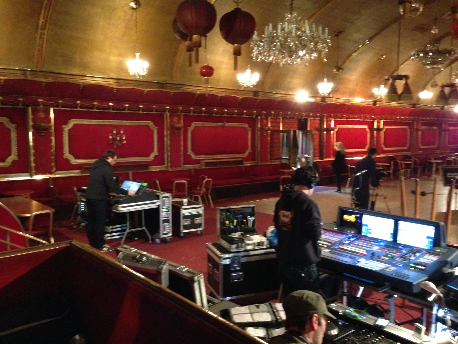Noel Gallagher in Concert - Rivoli Ballroom - camera operator hire London