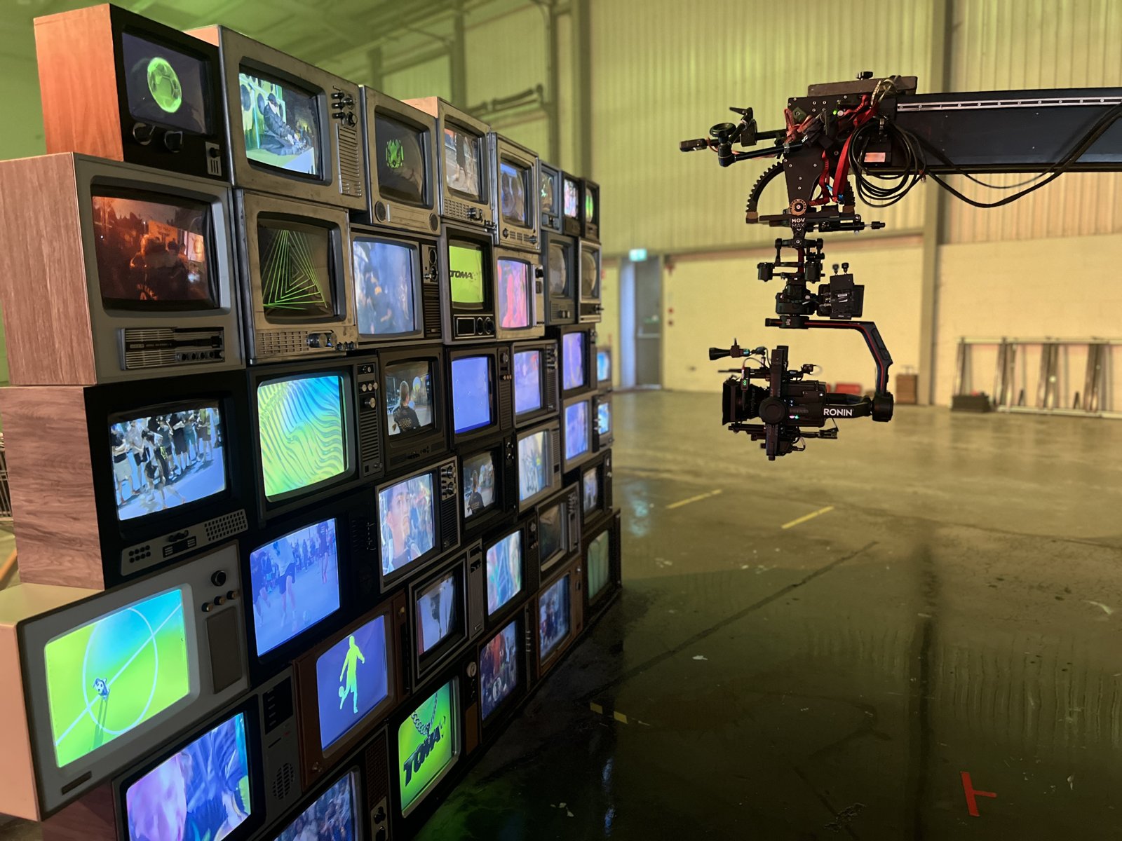 Retro television wall to rent