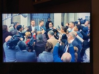Hire Pap cameras for Press scenes